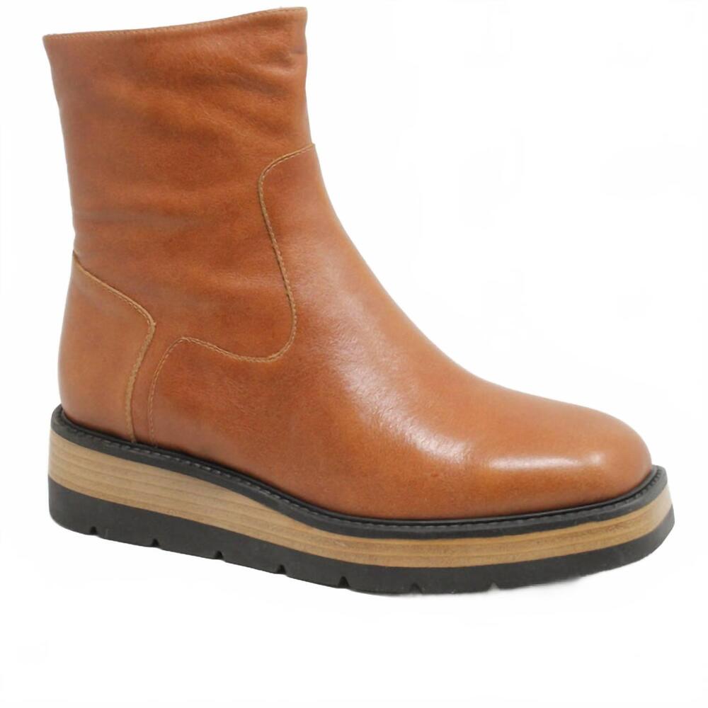 NEW DJANGO & JULIETTE women's tiran boot in brandy-natural & black leather-sole